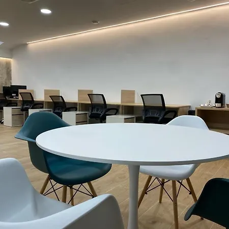 Residencia Mediterraneo ホテル