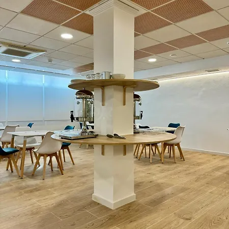 Residencia Mediterraneo 3*